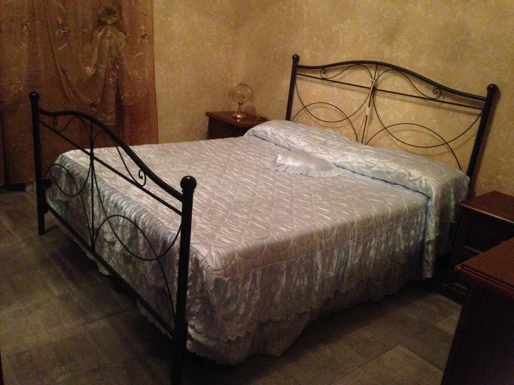 Апартаменты Casa Vacanza "Marina San Giuseppe" Вентимилья Экстерьер фото